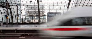 Berlin-Reisende müssen warten.