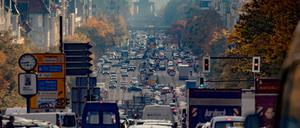 Das Verwaltungsgericht Berlin verhandelte am Dienstag über eine Klage der Deutschen Umwelthilfe gegen Berlin wegen der hohen Stickoxidbelastung in der Stadt.