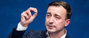  Paul Ziemiak, Bundesvorsitzender der Jungen Union Deutschland (JU), kritisierte zu Beginn des Deutschlandtages die Kanzlerin.