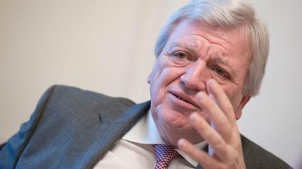 Ärgert sich über die Autoindustrie: Hessens Ministerpräsident Volker Bouffier.