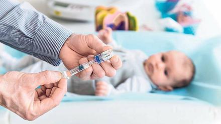 Ein Piks, der Leben retten kann. Schon Babys werden gegen ansteckende Krankheiten geimpft.