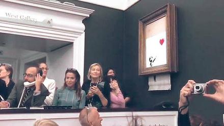 Sensation bei Sotheby's: Das Bild fällt aus dem Rahmen.