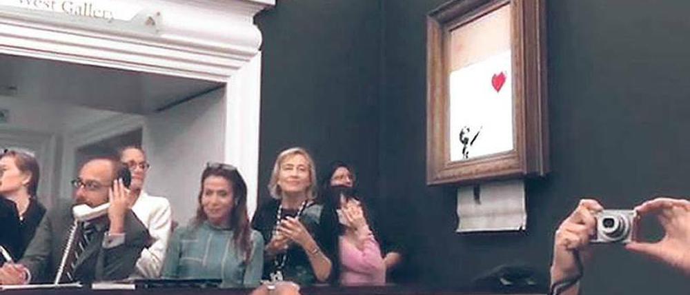 Sensation bei Sotheby's: Das Bild fällt aus dem Rahmen.