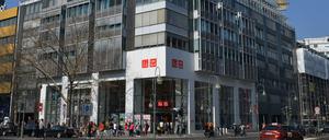 2014 eröffnete Uniqlo in der Tauentzienstraße die erste Filiale in Deutschland.
