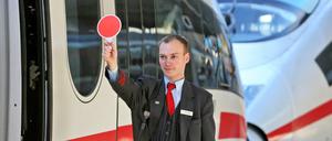 Mehr Geld gibt es auf jeden Fall für die Bahnbeschäftigten. Und verteilt auf 24 Monate sind 7,5 Prozent gar nicht so abwegig. 
