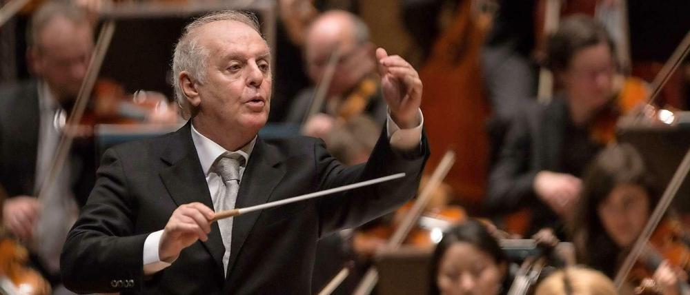 Daniel Barenboim am Pult der Staatskapelle Berlin.