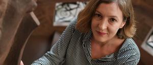 Die Autorin Inger-Maria Mahlke blickt vor der Verleihung des Deutschen Buchpreises 2018 im Rathaus Römer in die Kamera.