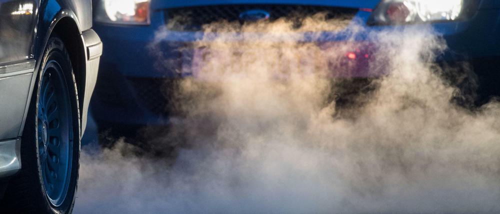 Wo Dieselverbote gelten, sollen Autobauer Diesel-Nachrüstungen bezahlen, fordert die SPD.