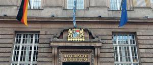 Trotzig in der Behrensstraße: Die Landesvertretung.