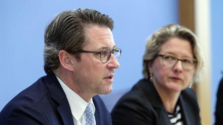 Seit' an Seit'? Verkehrsminister Andreas Scheuer und Umweltministerin Svenja Schulze.