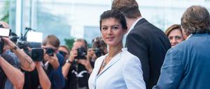 Linksfraktionschefin Sahra Wagenknecht Anfang September vor der Bundespressekonferenz bei der Vorstellung ihrer Bewegung "Aufstehen". 