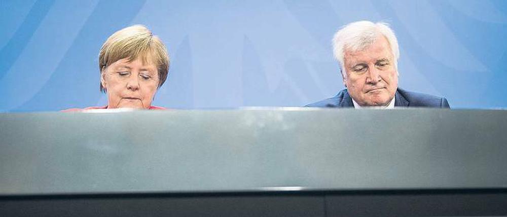 Kanzlerin Angela Merkel (CDU) mit CSU-Chef Horst Seehofer