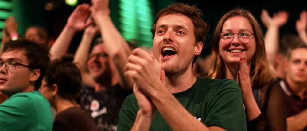 Die Wahlparty der bayerischen Grünen in der Muffathalle in München.