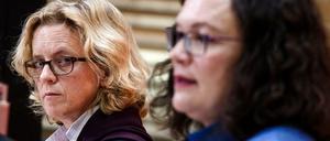So sehen Siegerinnen jedenfalls nicht aus: Spitzenkandidatin Natascha Kohnen und SPD-Chefin Andrea Nahles am Tag nach der Bayern-Wahl.
