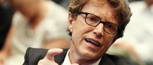 Der BER-Untersuchungsausschuss ließ Flughafenchef Lütke Daldrup erst mal ausharren.