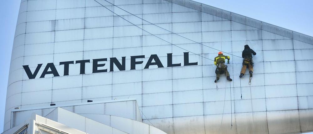 Eine frühere Vattenfall-Werbung auf dem Kantdreieck in Berlin-Charlottenburg.