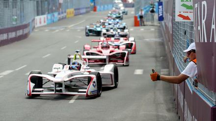 Daumen hoch für die Zukunft. Ein Rennen der Formel E im New Yorker Bezirk Brooklyn.