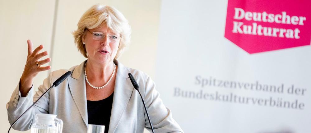 Kulturstaatsministerin Monika Grütters (CDU) bei der Vorstellung des Buches "Wachgeküsst. 20 Jahre neue Kulturpolitik des Bundes 1998 - 2018" in der Akademie der Künste.