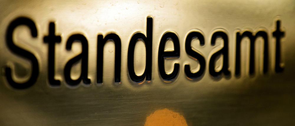 Standesämter sind in Deutschland auch für das Ausstellen von Sterbeurkunden zuständig.