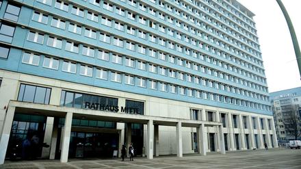 Das Rathaus Mitte in der Karl-Marx-Allee: Hier tagt die Bezirksverordnetenversammlung Mitte.