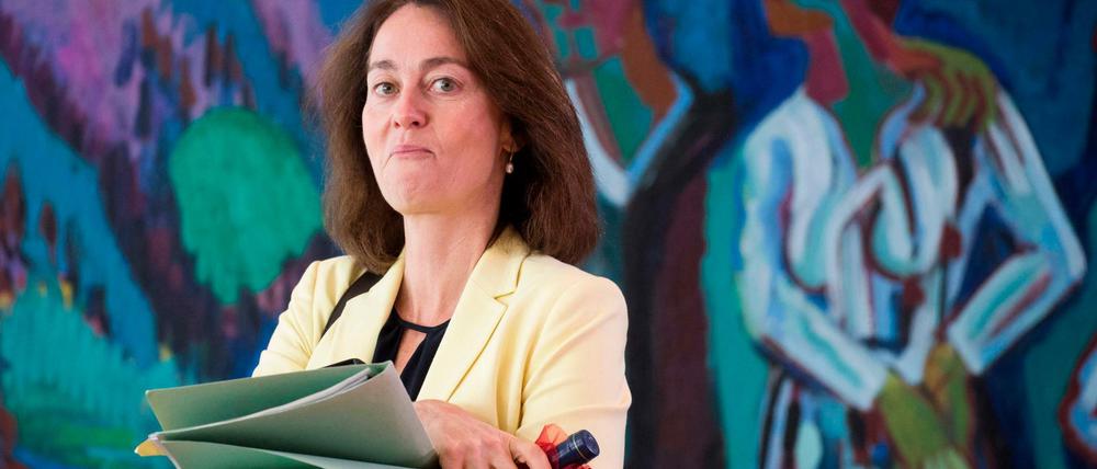 Alle Hände voll zu tun: Justizministerin Katarina Barley tauscht den Kabinettssaal in Berlin mit dem Straßburger Parlament.