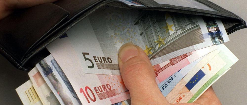 Laut dem "Schattenbericht" der Nationalen Armutskonferenz leben rund 16 Prozent der Bevölkerung unter der Armutsgrenze.