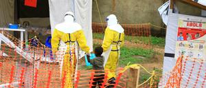 Die WHO hat wegen des seit Ende August andauernden, sich ausbreitenden Ebola-Ausbruchs im Nordosten der Demokratischen Republik Kongo einen Krisenausschuss eingerichtet. 