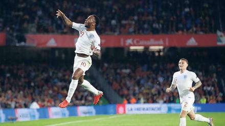 Auf dem Weg nach oben. Gegen Spanien traf Offensivspieler Raheem Sterling zweimal für die englische Nationalmannschaft. 
