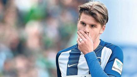 Alte Dame sucht jungen Kerl. Florian Baak könnte am Sonntag für Hertha auflaufen.