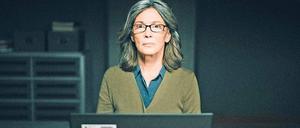 Mal eine andere Sicht auf die Polizeiarbeit, mal aus der Perspektive einer Protokollantin. Freya Becker (Iris Berben) belässt es aber nicht beim Mitschreiben. 