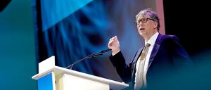 Bill Gates bei seiner Rede im Estrel-Hotel in Neukölln.    