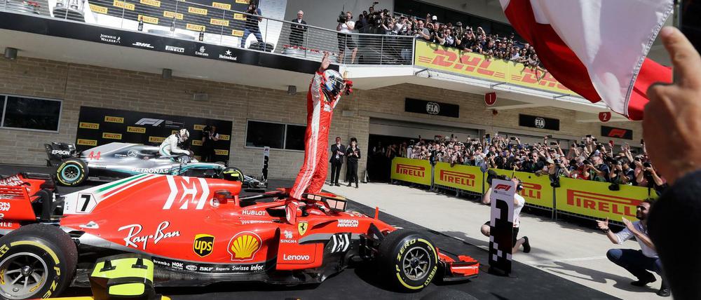 Rot gewinnt. Kimi Räikkönen triumphiert in Austin - und die Presse feiert den "Iceman".