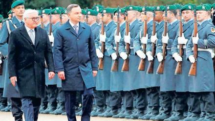 Nicht im Gleichschritt. Frank-Walter Steinmeier und Andrzej Duda hatten eine Reihe von Problemen im bilateralen Verhältnis zu besprechen. 