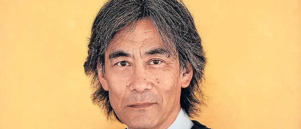 Penible Partiturlektüre. Der amerikanische Dirigent Kent Nagano.