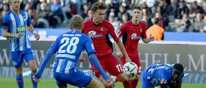 Schweizer Mauer. Herthas Fabian Lustenberger rückte in die Innenverteidigung und machte seine Sache ordentlich. 