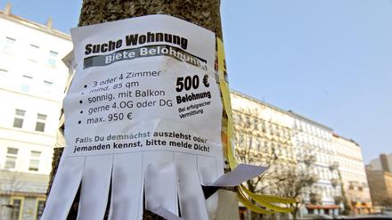 Viele suchen dringend für sie bezahlbaren Wohnraum. 
