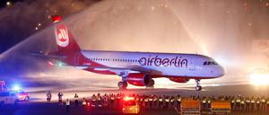 Letzte Station. Der Air-Berlin-Flug AB6210 erreichte am 27. Oktober 2017 am späten Abend den Flughafen Tegel. 