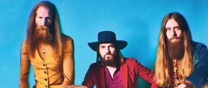 Vintage-Fans. Die Kadavar-Mitglieder Christoph "Tiger" Bartelt, Simon Bouteloup und Christoph "Lupus" Lindemann sind optisch und akustisch von den Siebzigern beeinflusst.