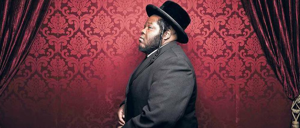 Der Musiker Nissim Black hat eine besonders strenge Form des Judentums gewählt.