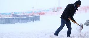 Let it snow. Es kann beim Ski Alpin auch zu viel Schnee geben - wie hier in Sölden.