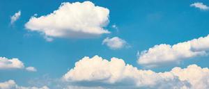 Wolken sind ein permanenter Tanz zwischen Erscheinen und Verschwinden.
