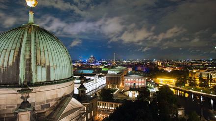 Protestantische Bescheidenheit atmet der Berliner Dom mit seiner prächtigen Kuppel nicht. Dafür hat er 96 Leichen im Keller.
