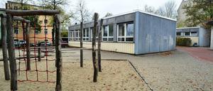 Die Raumnot zwingt Schulen dazu, ihre Schüler in Provisorien und maroden Klassenzimmern unterzubringen. 
