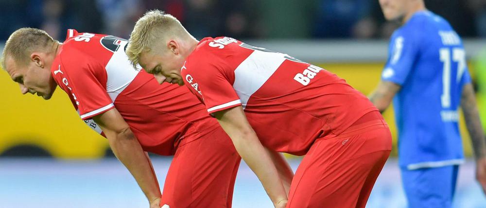 Synchron enttäuscht. Die Stuttgarter Baumgartl (rechts) und Badstuber verlieren mit dem neuen Trainer noch höher als zuvor.