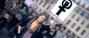 Auch bei den Berliner Grünen (hier die Abgeordnete June Tomiak) gibt es viel Zustimmung zu der Idee, den 8. März zum offiziellen Feiertag des Landes zu machen.