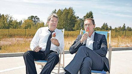 Florida-Eis-Chef Olaf Höhn (l.) mit Berlins Regierendem Bürgermeister Michael Müller (SPD).