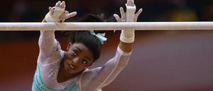 Simone Biles hat jetzt schon insgesamt zwölf WM-Titel auf dem Konto.
