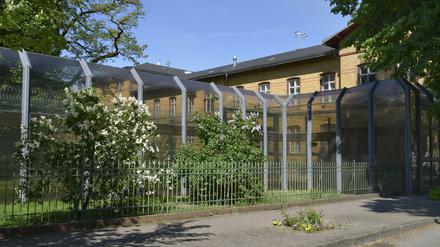 Die ehemalige Karl-Bonhoeffer-Nervenklinik wird der neue Standort des Ankunftszentrums.