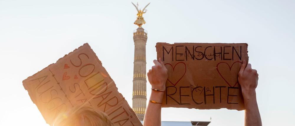 Auch zur "Unteilbar"-Demo riefen viele Berliner Kulturisntitutionen auf.