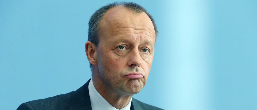 Friedrich Merz (CDU) äußert sich bei einer Pressekonferenz zu seiner Kandidatur für das Amt des Parteivorsitzenden der CDU.